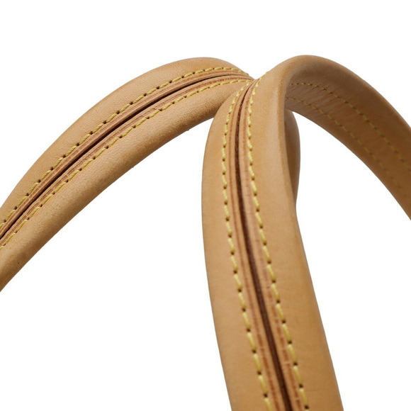 LOUIS VUITTON Black Monogram Shoulder Bag - Picture 6 of 8